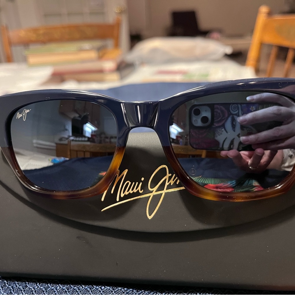 Maui Jim Valley Isle Sunglasses